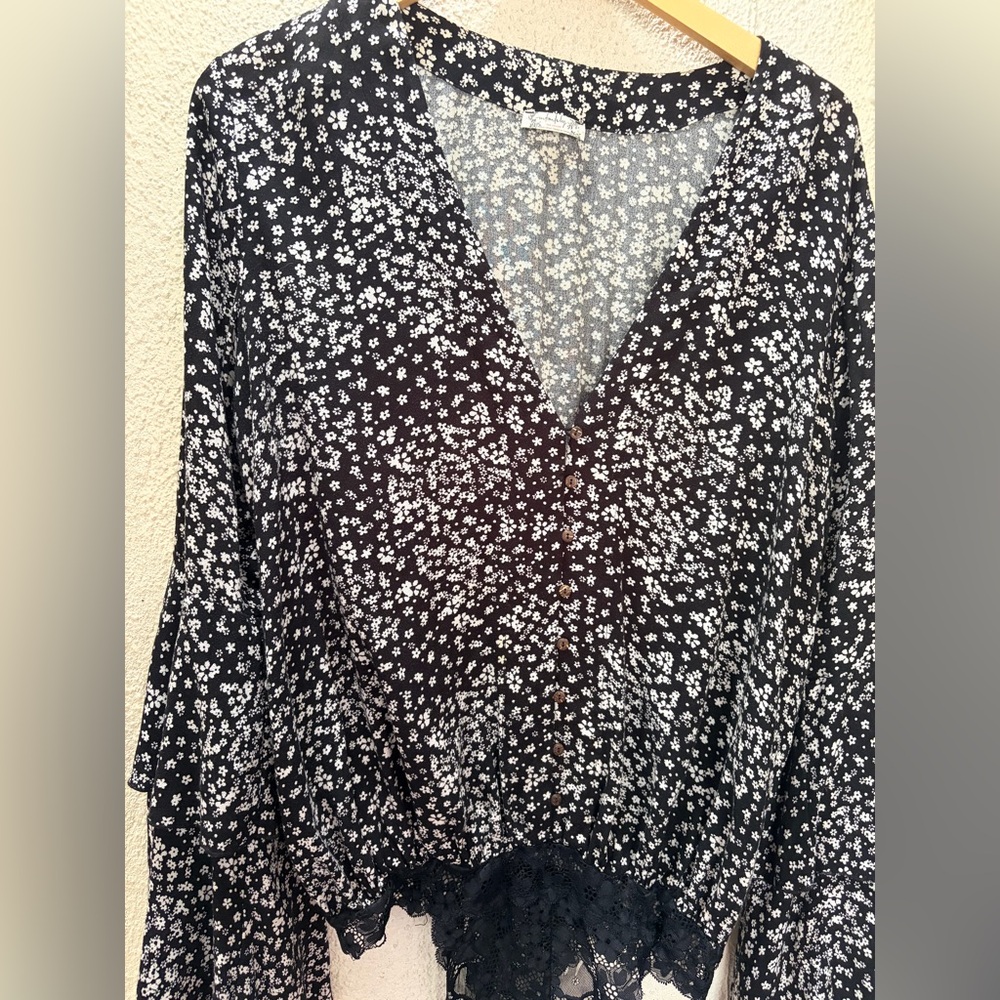 Free People Ditsy Floral Bodysuit Boho Festival Size Medium - Picture 7 of 9